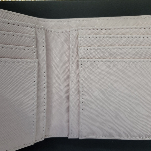 Ardene light pink wallet - Picture 3 of 11